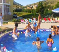 Продам участок с отелем в Крыму, Феодосия!